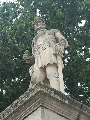 Statue d'Arthur III à Nantes